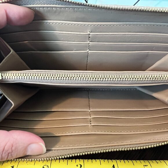 Burberry Haymarket Check Zip Around Wallet (SHF-T4rgfq) - Picture 6 of 6